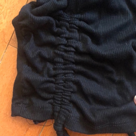 Adjustable black top - Picture 2 of 4